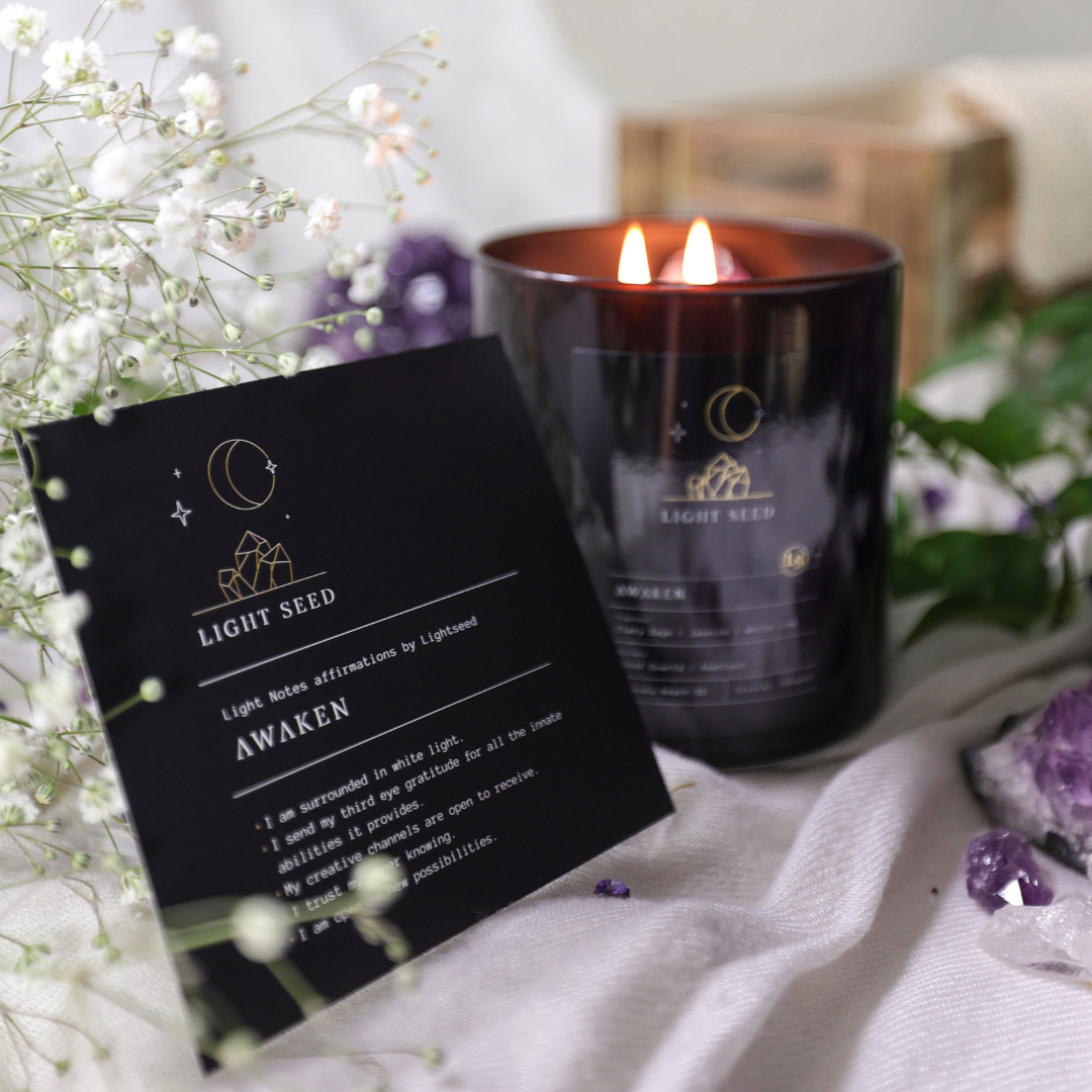 AWAKEN Candle with Clear Quartz and Amethyst Crystals