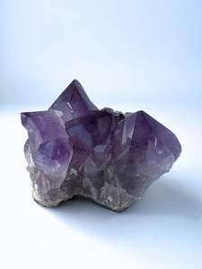 AMETHYST POINT CLUSTER